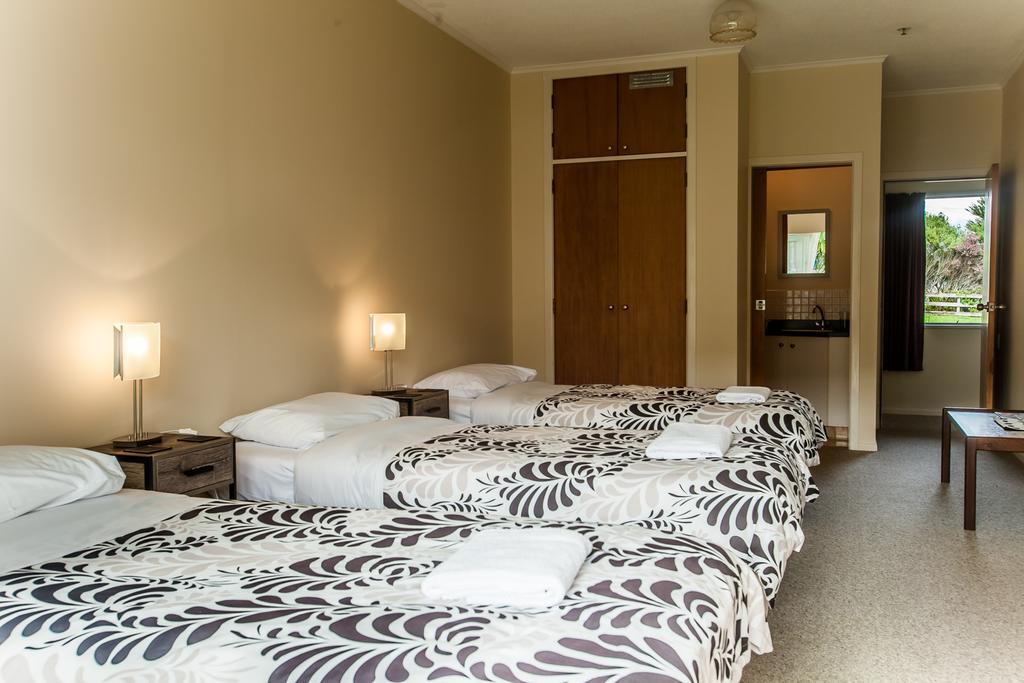 Ocean View Raglan Bed & Breakfast Экстерьер фото