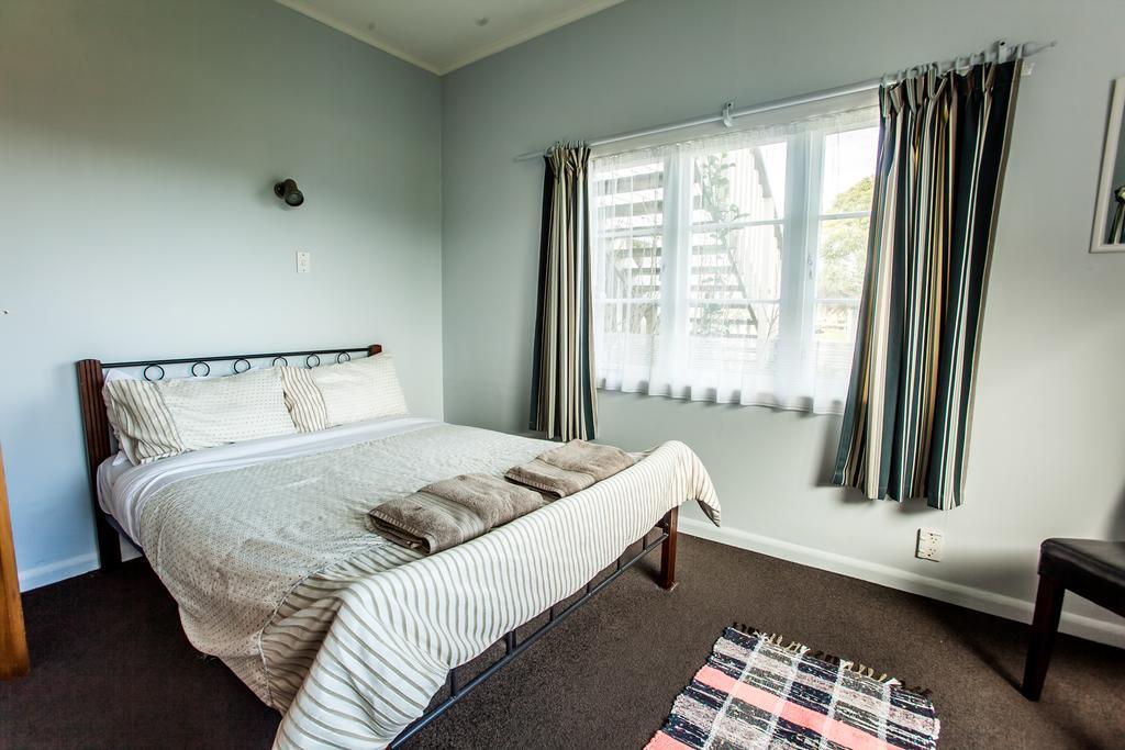 Ocean View Raglan Bed & Breakfast Экстерьер фото