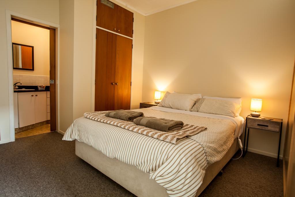 Ocean View Raglan Bed & Breakfast Экстерьер фото